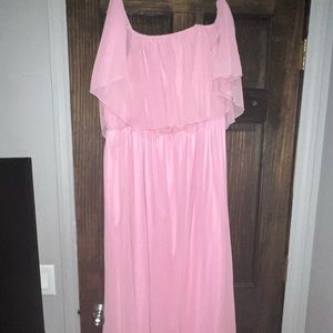 Flowy plus size pink dress